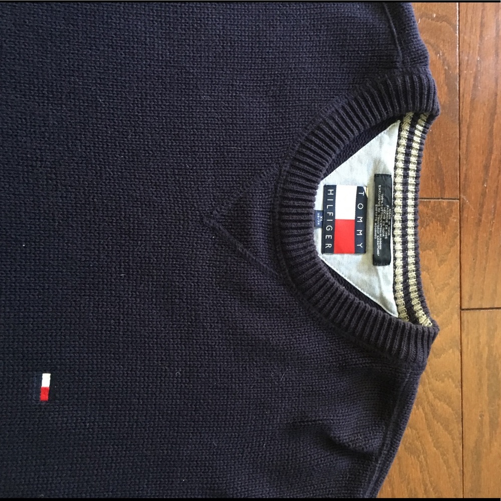 ⭐️ Mens XL Tommy Hilfiger Blue Crewneck sweater - Picture 2 of 3